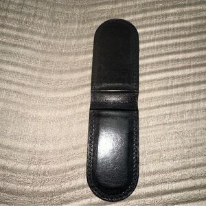 Coach Small Magnetic Money Clip Black Leather Vintage Fashion Accessory- MINT